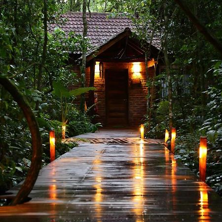 פוארטו איגואסו Tierra Guarani Lodge מראה חיצוני תמונה